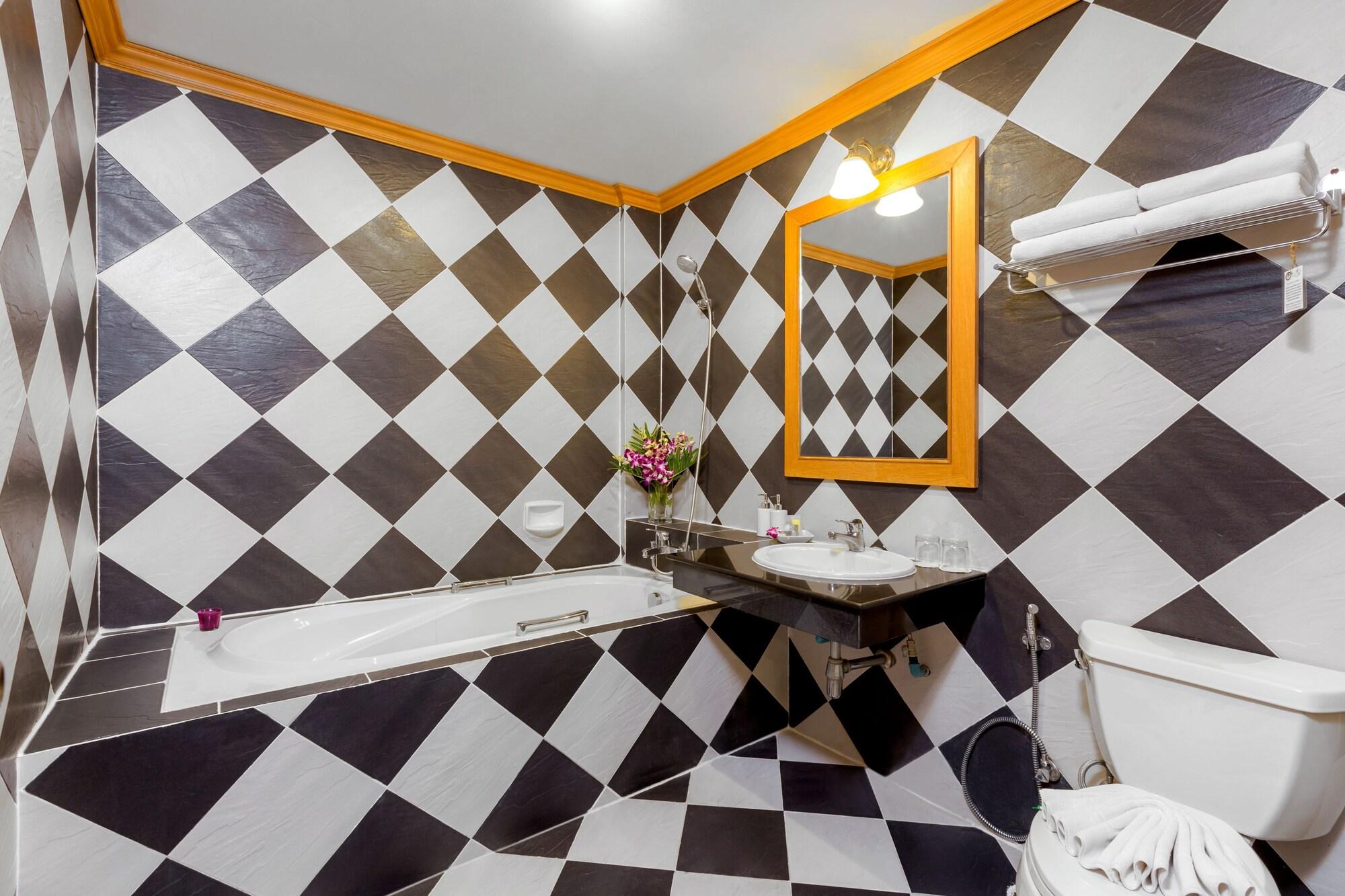 Bangkok Residence Patong Εξωτερικό φωτογραφία