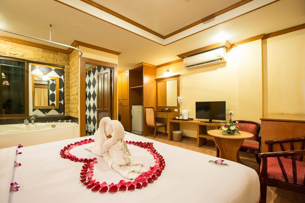 Bangkok Residence Patong Εξωτερικό φωτογραφία